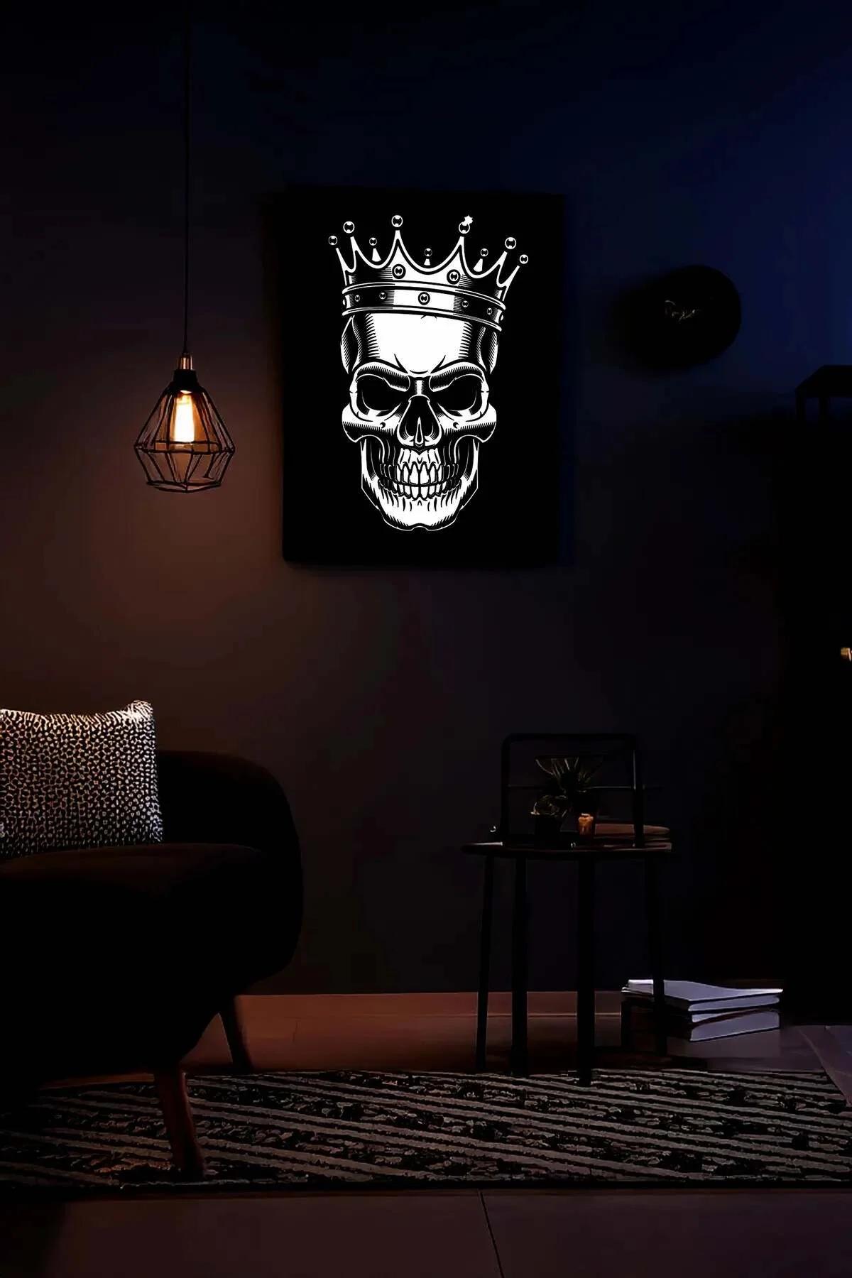 reflektörlü gotik kurukafa kanvas tablo loş ışık parıltı efekti