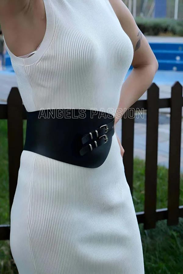 siyah korse kemer geniş bant PU deri çift gümüş toka bel şekillendirici beyaz elbise üzeri