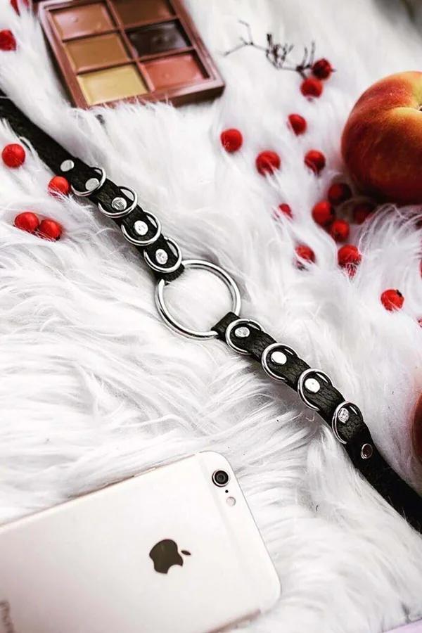 siyah vegan deri choker gümüş O-halka ve perçin detaylı ayarlanabilir boyun aksesuar