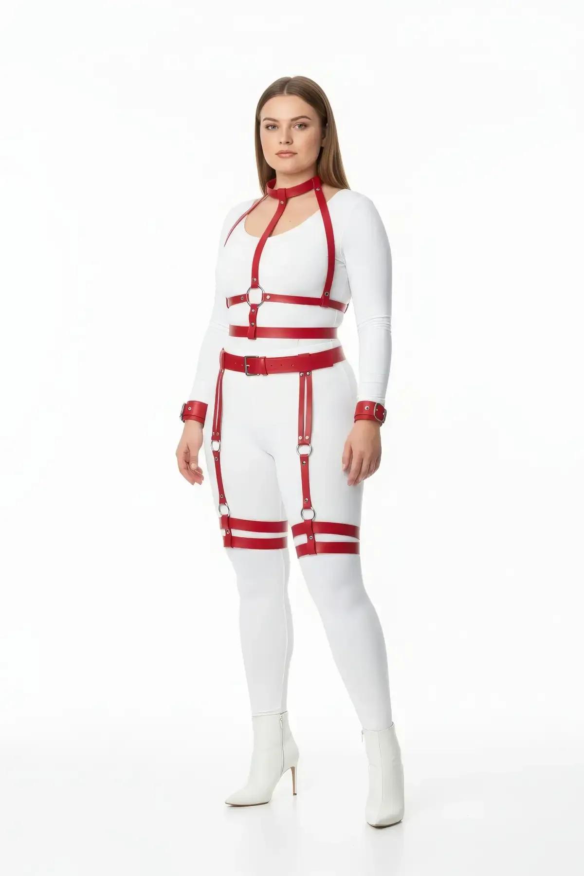 Kırmızı PU deri göğüs bandı ve choker harness büyük beden gümüş metal halka detayı
