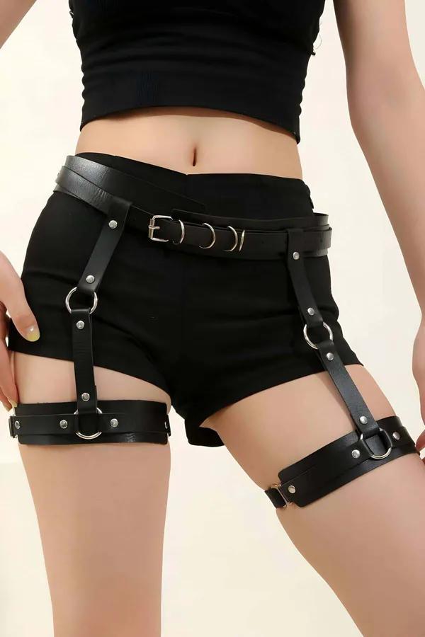 siyah vegan deri jartiyer vücut harness bel ve uyluk bandı gümüş metal toka