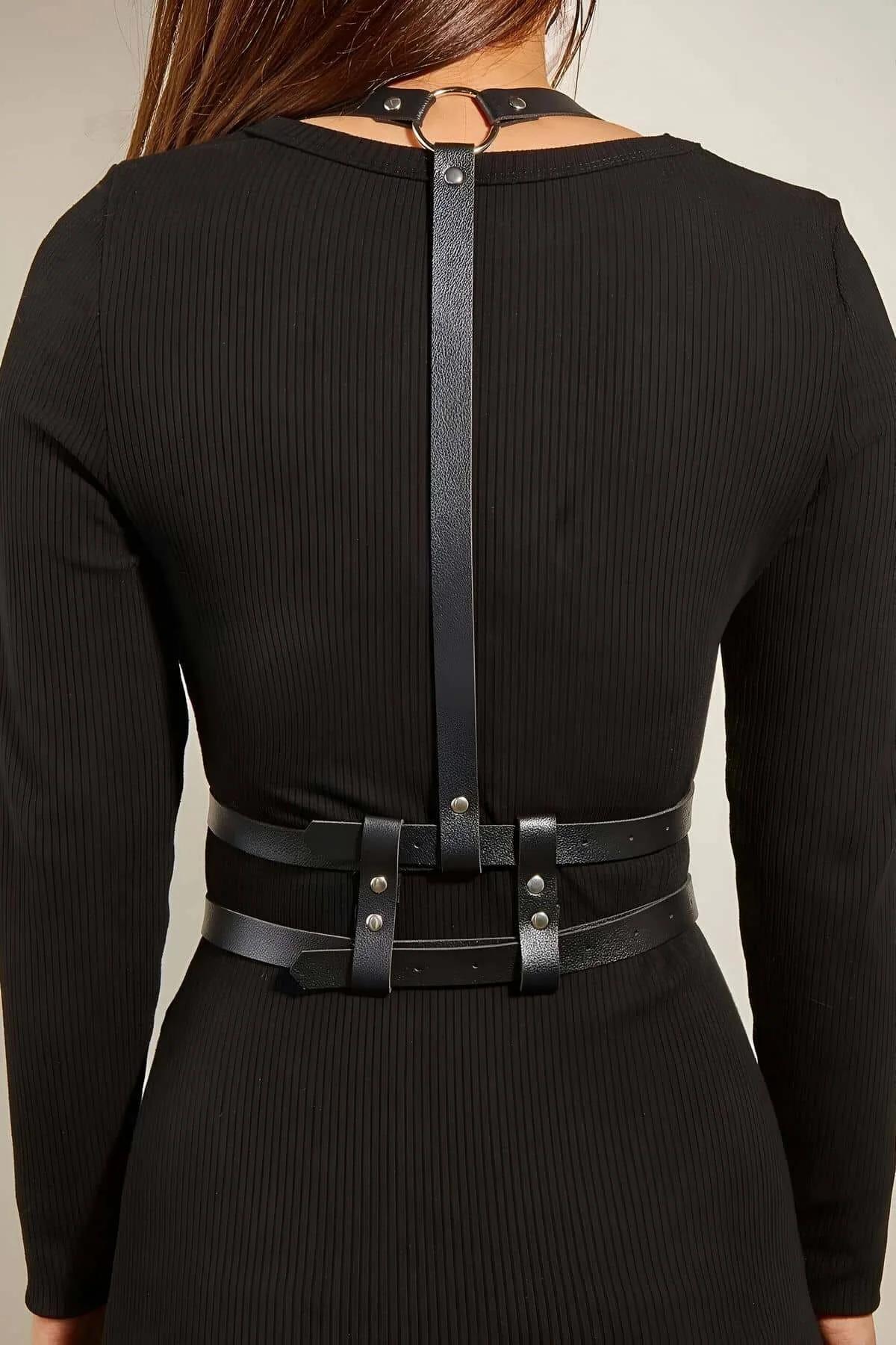 siyah PU deri harness iki ayrı tokalı bel kemeri ön görünüm
