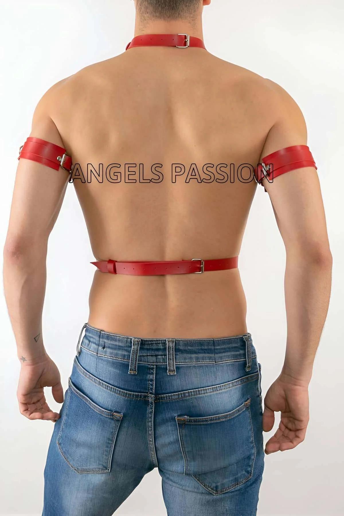 kırmızı PU deri erkek göğüs harness gümüş toka ve çift O-ring detayı