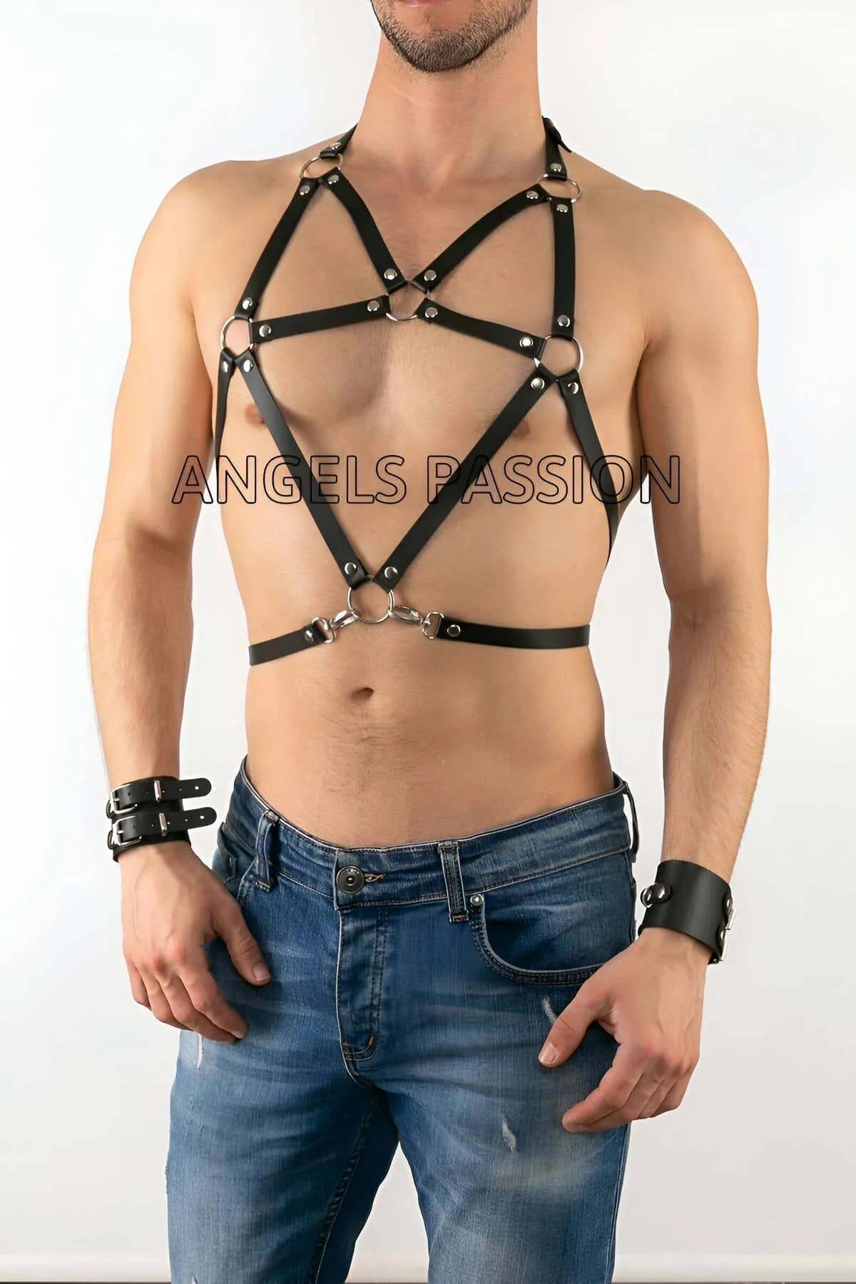 siyah vegan deri erkek harness bel bandı gümüş metal kopça detayı