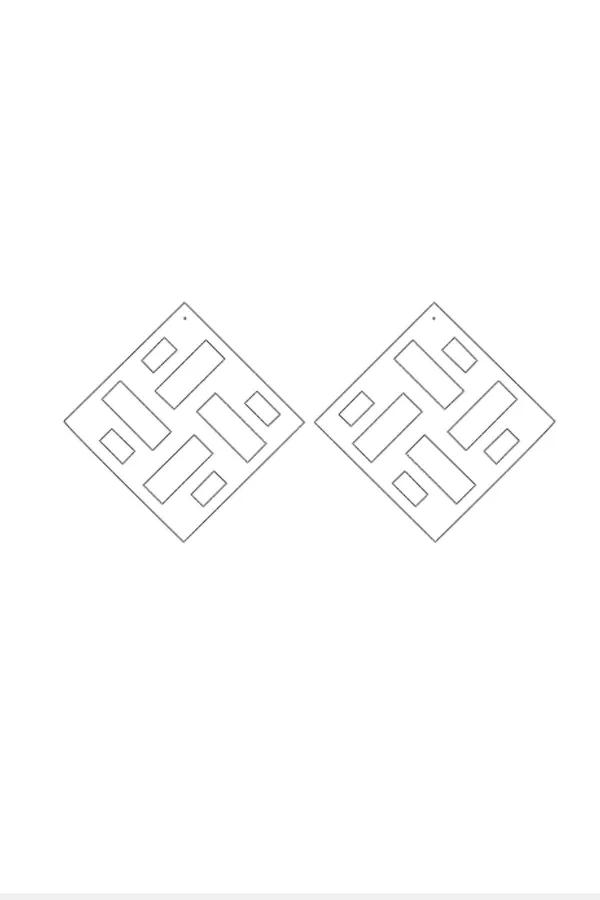 lazer kesim siyah kare küpe geometrik ızgara desenli mat vegan deri yaklaşık 4,5 cm