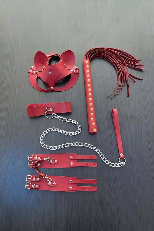kırmızı suni deri kedi maske kırbaç kelepçe tasma 4 parça fantezi set gümüş metal zincir