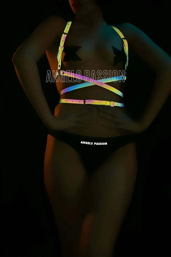 reflektörlü göğüs harness karanlıkta gökkuşağı holografik yansımalı bant bel dolama detaylı