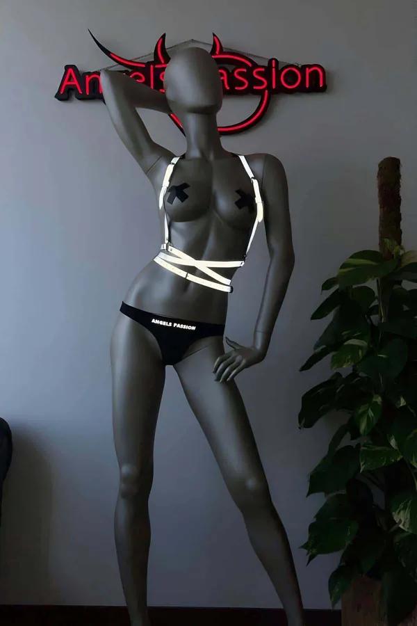 Reflektörlü harness bralet siyah elastik bantlar gümüş reflektör şeritli çapraz X desen ayarlanabilir toka