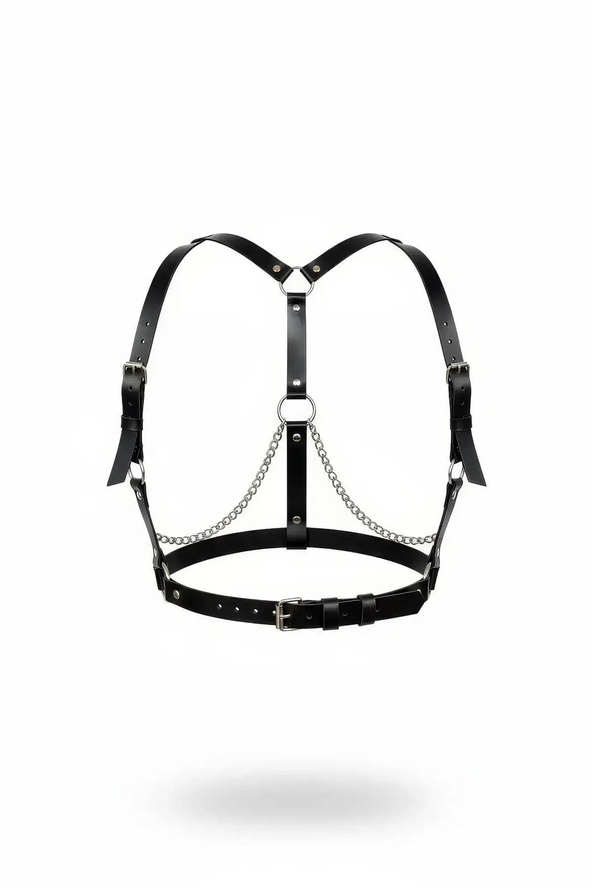 Siyah vegan deri vücut harness gümüş zincir çift O-ring ve dikdörtgen toka detaylı ön görünüm