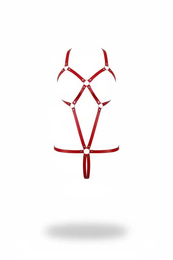 kırmızı body harness vegan deri gümüş metal O-halkalı tam vücut kafes silüeti geometrik bant tasarımı