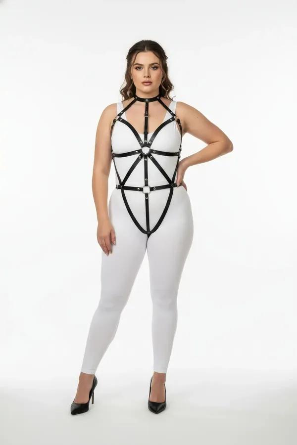büyük beden siyah vegan deri harness takım geometrik kayış ve gümüş O-halka detaylı