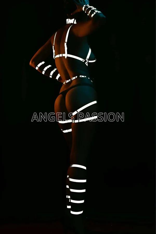 Karanlıkta parlayan reflektörlü full body harness set beyaz gümüş bantlı 6 parça göğüs bel kol bacak
