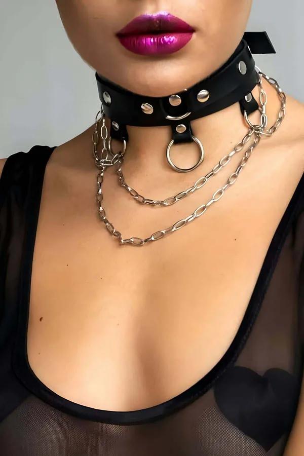Siyah vegan deri choker gümüş O-halka ve çift sıra zincir sarkıtlı boyunluk aksesuarı