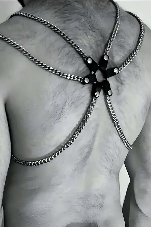 siyah vegan deri şeritli gümüş zincirli erkek göğüs harness metal perçin bağlantılı