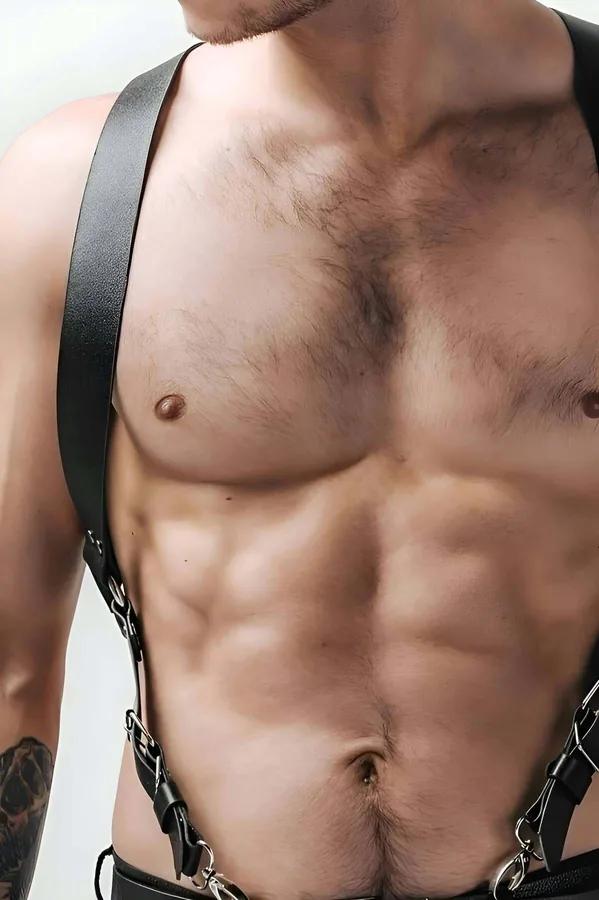 siyah vegan deri erkek harness omuz askılı gümüş karabina toka bel bandı fantezi iç giyim