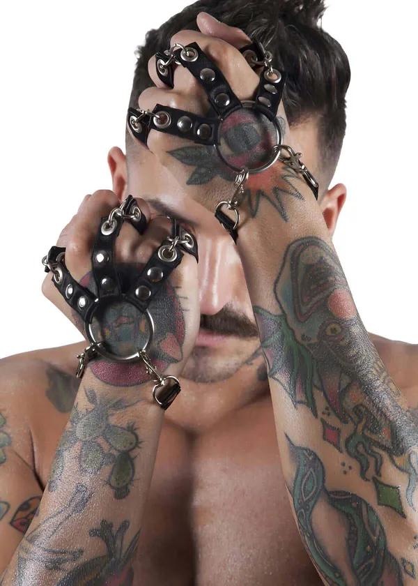 Siyah lastik harness eldiven gümüş O-halka ve metal perçinli parmaksız erkek aksesuar
